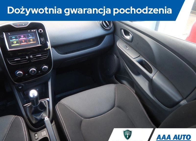 Renault Clio cena 36000 przebieg: 123294, rok produkcji 2016 z Przasnysz małe 137